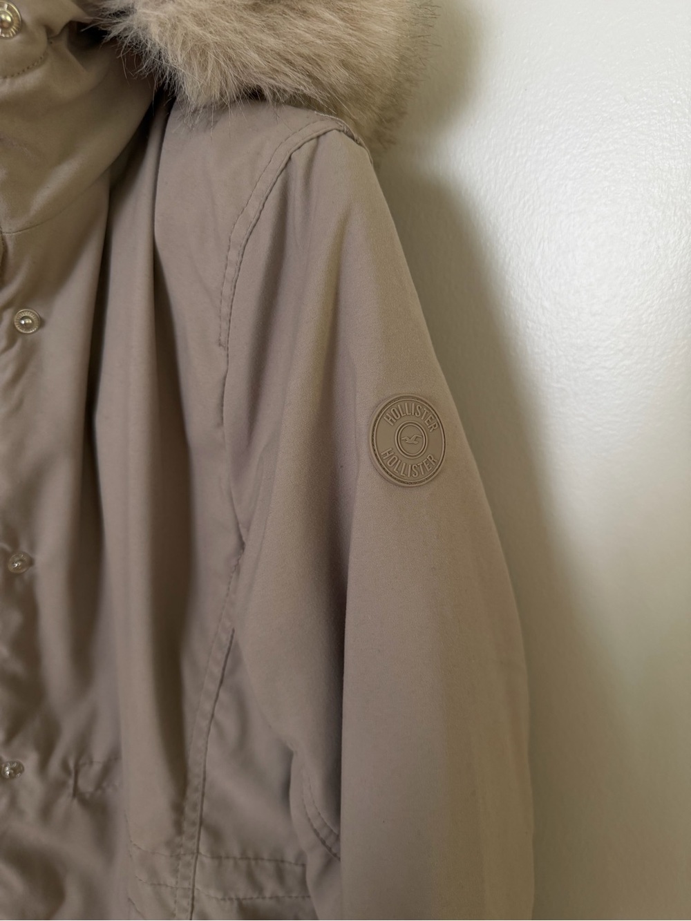 Hollister Taupe Faux-Fur Lined Parka Jacket with Hood - Picture 3 of 5